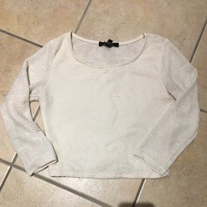 Cute white/cream crop top